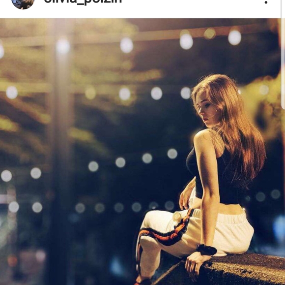 Meet your Posher, Stephanie - Picture 9 of 16